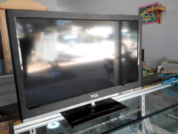 LED TV ยี่ห้อ TCL รุ่น LED19T3200 มือสอง