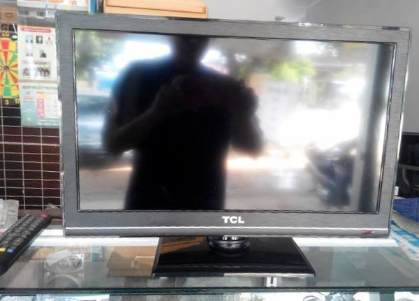 TCL LED TV 19 นิ้ว - รุ่น LED19P31 มือสอง
