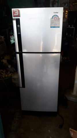 ตู้เย็นมือสอง Hitachi 8 คิว